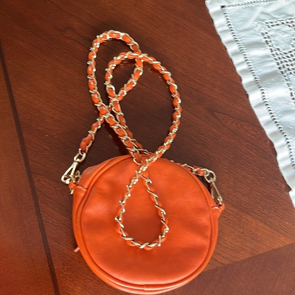 Party Purse 👜 Orange 🍊 and Gold 💛Nine West - vintage piece - Picture 3 of 7